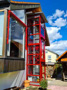 Privathaus Trossingen Aussenlift Plattformaufzug
